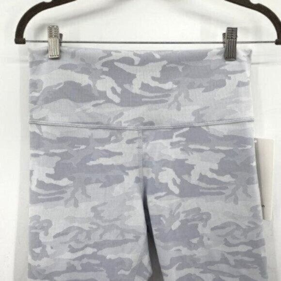 Lululemon Wunder Under Women Light Gray Camo High Rise 21" Luxtreme 10 Leggings - Picture 3 of 9